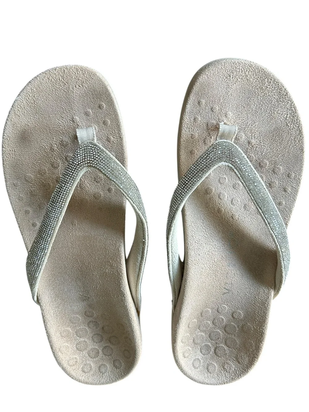 Vionic Dillon Shine Rhinestone Silver Cream Thong Sandal Flip Flops Size 7